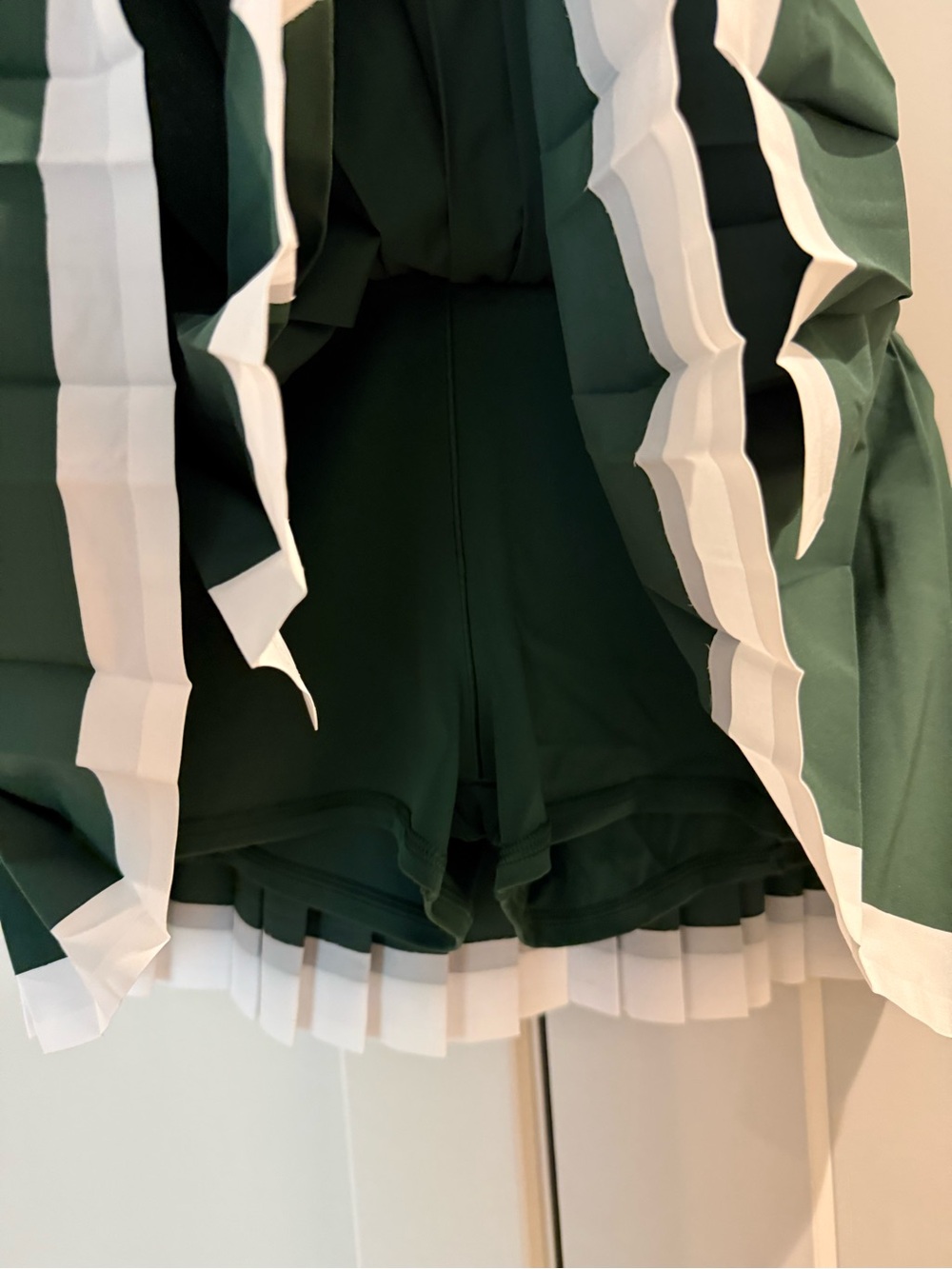 Aerie Offline Pleated Hunter Green Tennis Skirt with White Trim - Picture 3 of 4